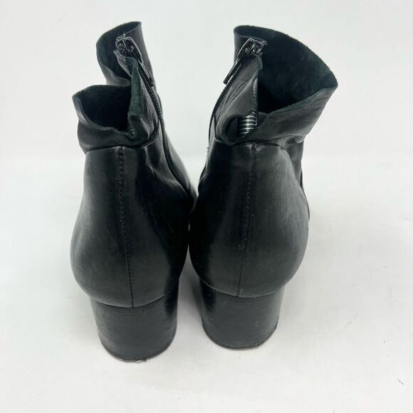 Paul Green Leather Ankle Boots Womens 7.5 Black Low Heel Almond Toe Side Zip - Picture 2 of 9